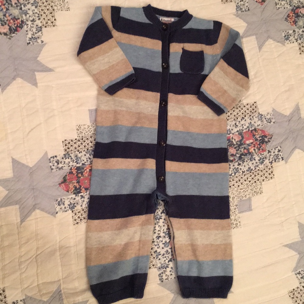 Kitestrings sweater suit